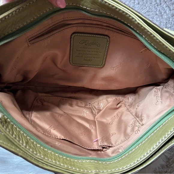Fossil Vintage Olive Green Leather Shoulder Bag - Picture 7 of 14